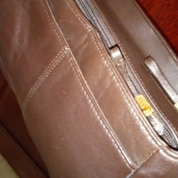 Studio Works shoulder bag magnetic closures zip top pockets brown - Picture 7 of 7